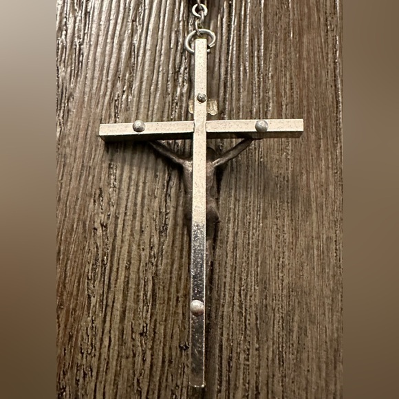 Vintage Rosary Beads & Vintage Rosary Case - Picture 6 of 14